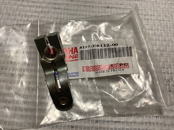 5D7-E8112-00 Vaihdevipu YAMAHA YZFR 125/YZF 125