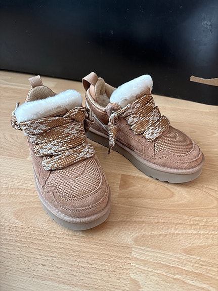UGG Lownell talvikengät koko 38 ruskea