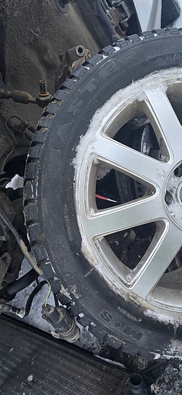 Vw passat talvirenkaat 225/50R17 5x112