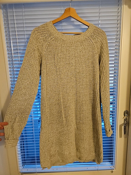 Beige neule, M