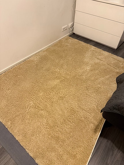 beige matto
