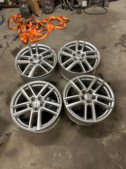 alumiinivanteet Rial 18x7.5 5x108