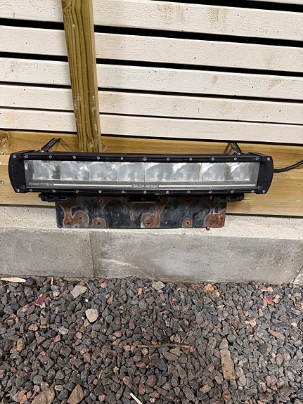 LED lisävalo