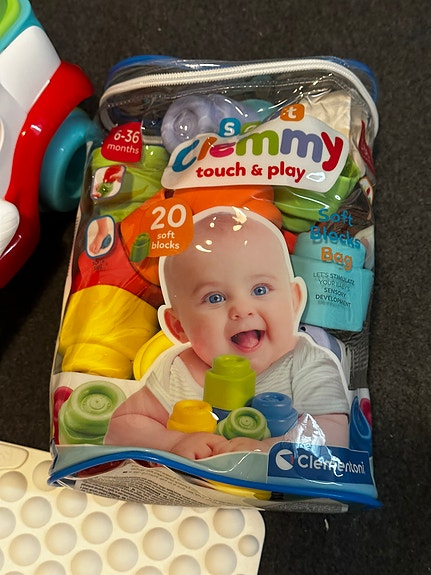 Product image 8 of 9