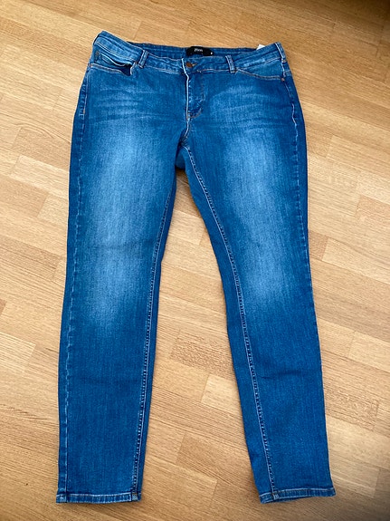 Zizzi Sanna Jeans -farkut koko 46