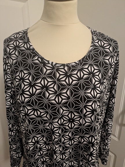 Finnwear + reilunkokoinen tunika / mekko, kuin uusi