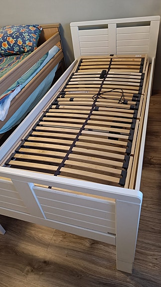 90x200 sähkösänky