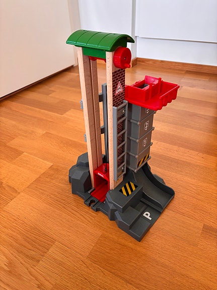 Brio junaradan nosturi