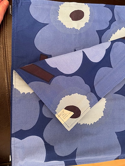 4 kpl. Marimekko tabletti