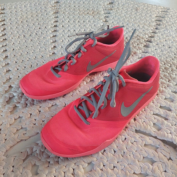 Nike sali-/sisätreeni kengät 36