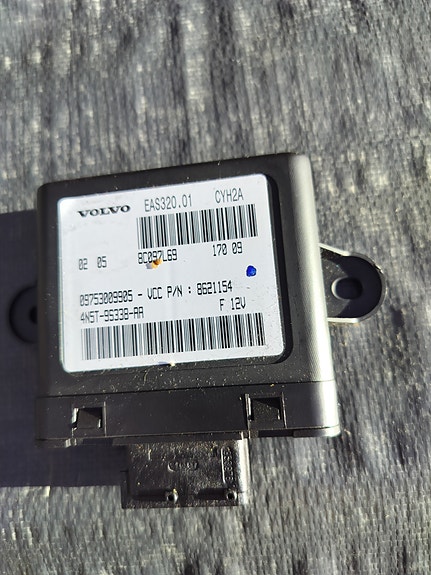 2010 VOLVO v50 -ohjausyksikkö EAS32001