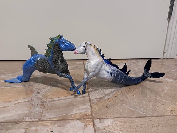 Kustomoidut Breyer hippokampit / merihevoset