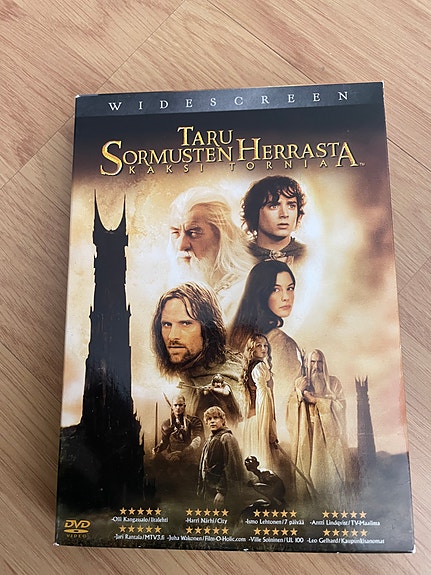 Taru Sormusten herrasta , kaksi tornia