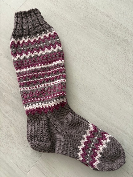 Kudotut villasukat, uudet, koko 39/40