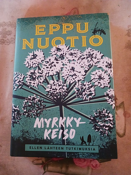 Eppu Nuotio Myrkkykeiso kirja