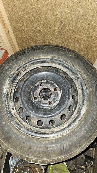 Nissan primera kesärenkaat