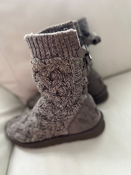UGG saappaat koko 38 harmaa neulepinta