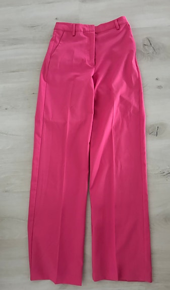 Bikbok pinkit suorat housut