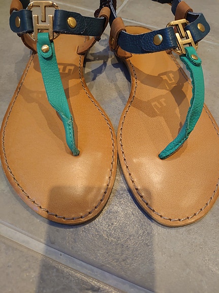 Tommy Hilfiger sandaalit