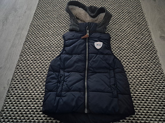 H&M liivi koko 110\116