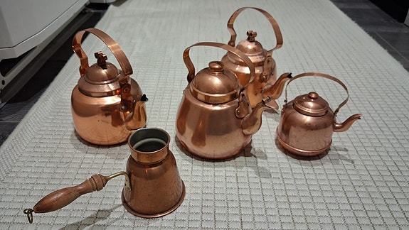 Vanhat kuparipannut (5 kpl) – mm. Holmberg Helsinki