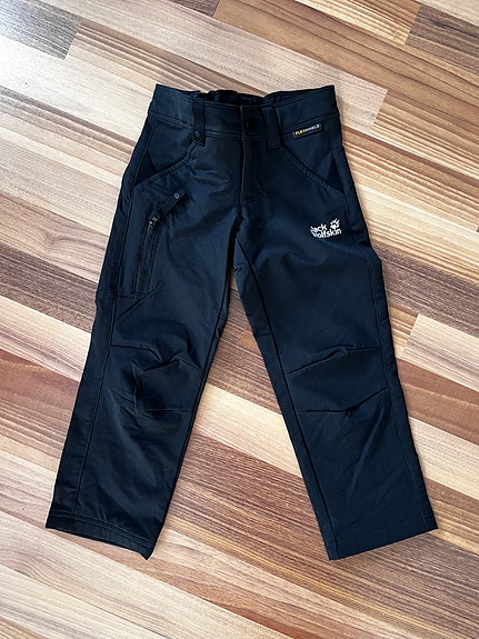 Uudet Jack Wolfskin välikausihousut, joustava kangas, koko 104