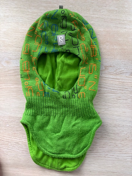 Reima kypärämyssy koko 52