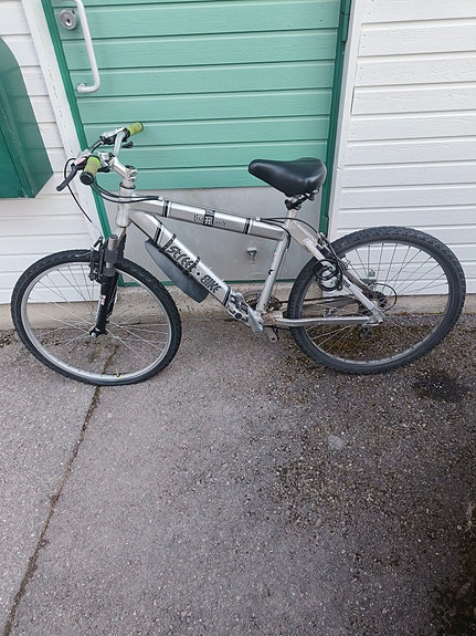 Maastopyörä