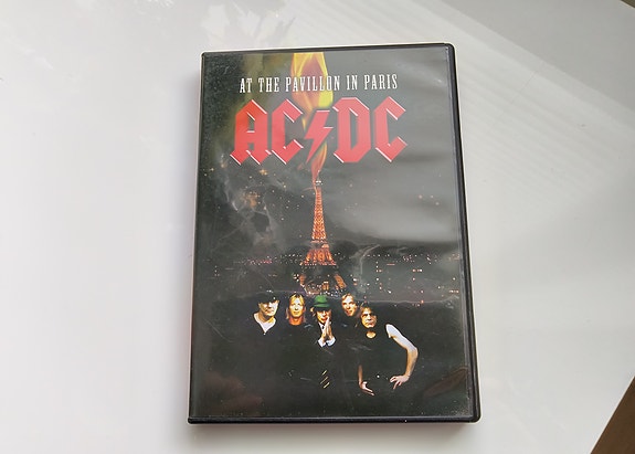 Ac / Dc  musiikki dvd