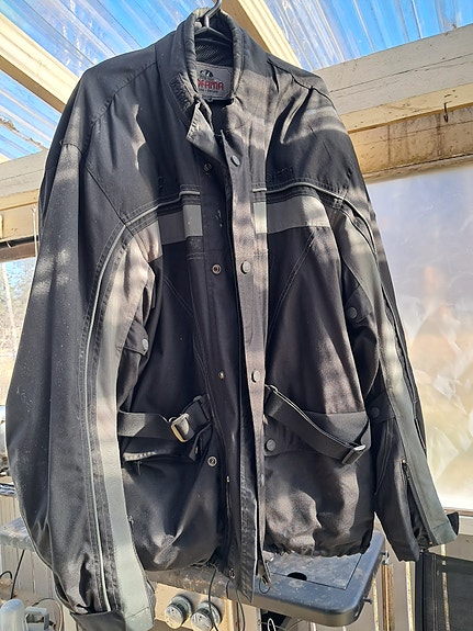 Jofama Goretex takki
