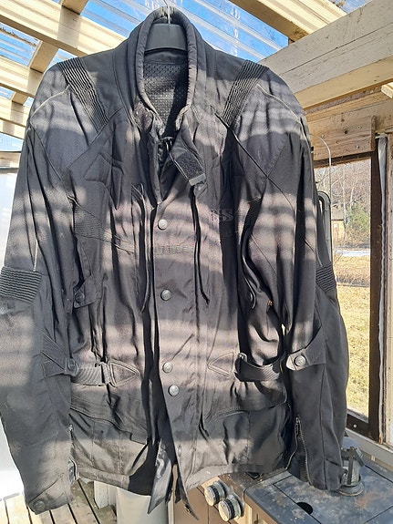 IXS Goretex takki