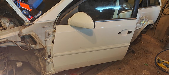 etuovi Opel Vectra C farmari -06