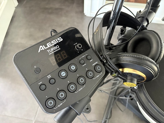 Product image 2 of 9