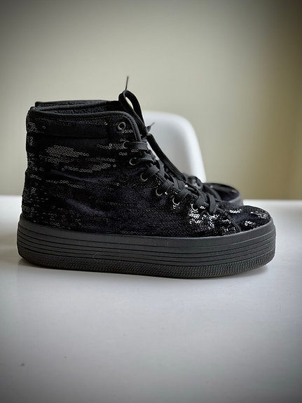 Mustat italialaiset glitter-tennarit 39-40