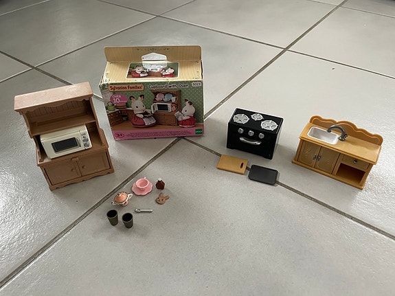 Sylvanian Families keittiötarvikkeita