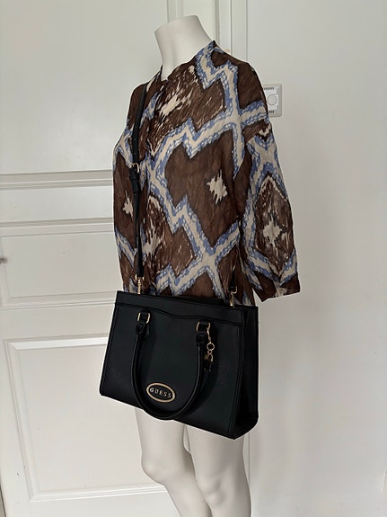 Product image 1 of 10