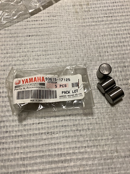 93615-17125 käynistyskytkimen tapit YAMAHA FJ1200/1100,XS750/1100
