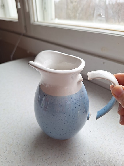 Annetaan Kermansaven 0.5l kannu, kahva irti