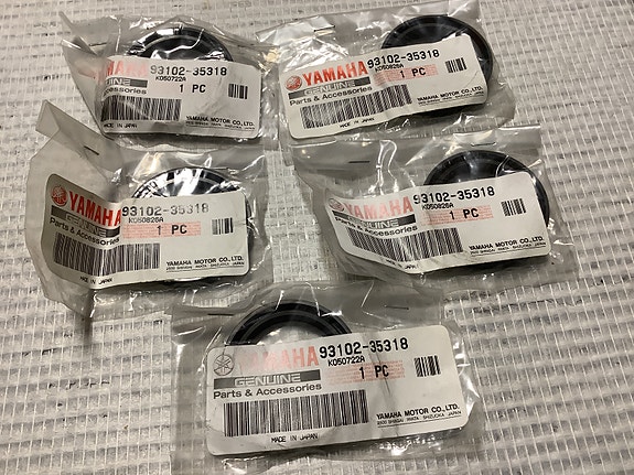 93102-35318 Stefa YAMAHA Apex,Nytro,Mountain,PZ500,Race Vector,Attak,RX1,ym
