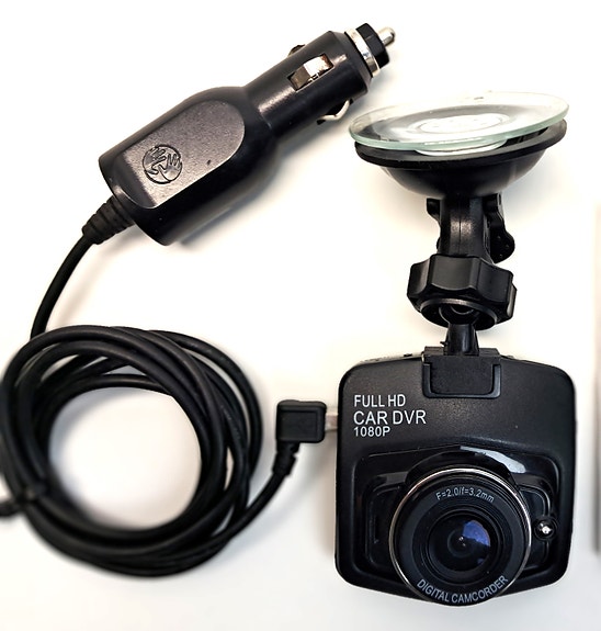 Full HD Car DVR autokamera imukuppitelineellä