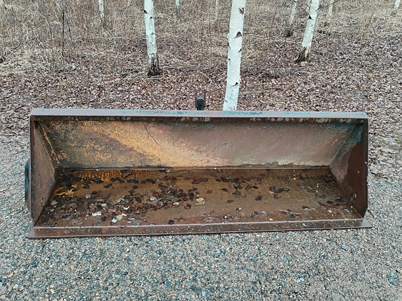Kärkikippaava kauha