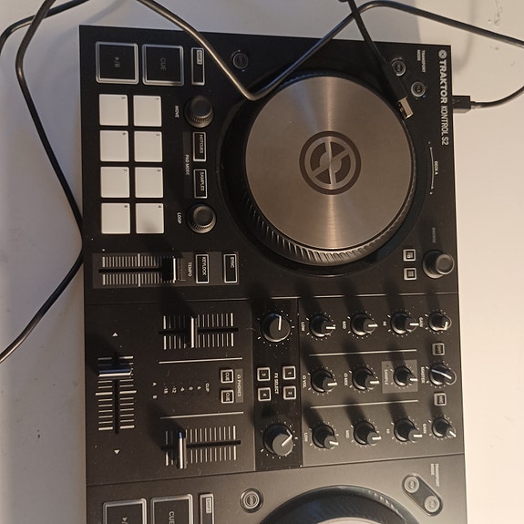 Product image 2 of 4