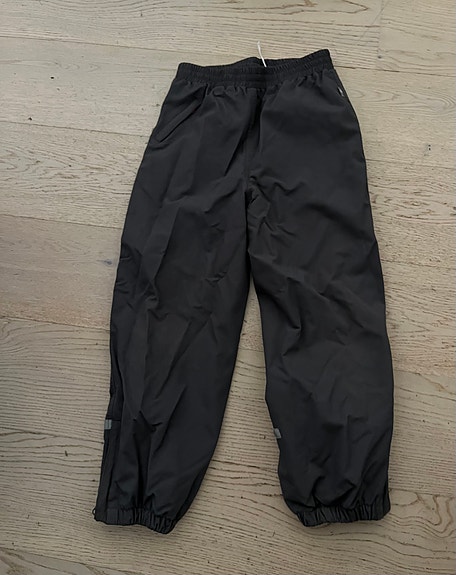 Jonathan välikausihousut koko 140 cm