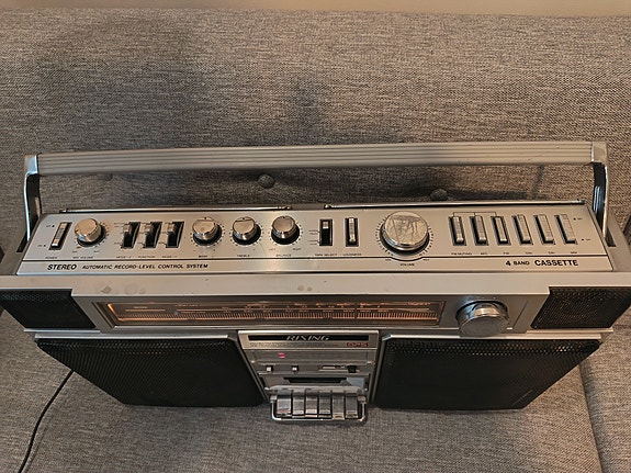 Product image 2 of 7