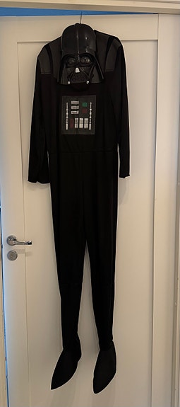 Darth Vader (Star Wars) -naamiaisasu koko 140cm