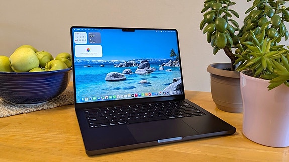 Ostetaan Apple kannettava tietokone 14" Hopea
