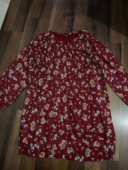 Kukallinen mekko
