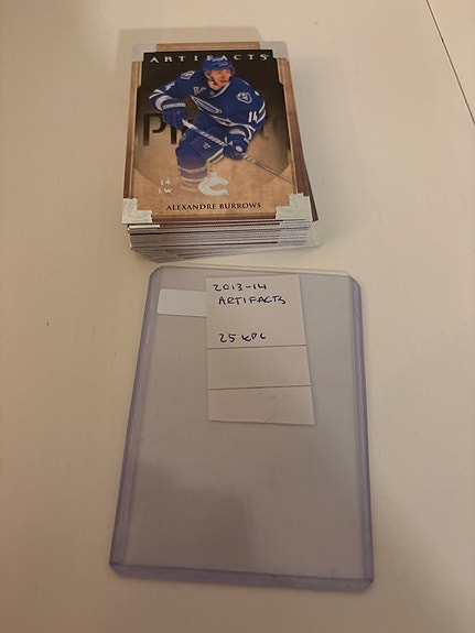 NHL: 2013-14 Artifacts 25kpl