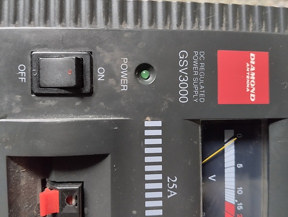 GSV3000 tasavirta poweri 1–15 V 25 A
