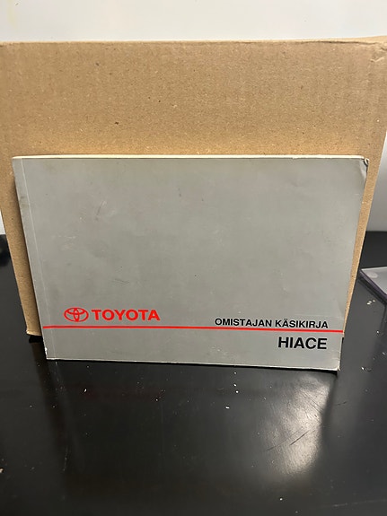 Toyota hiace käyttöohjekirja